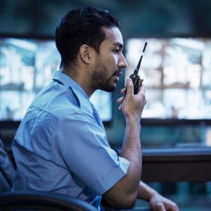 security guards communicate with police