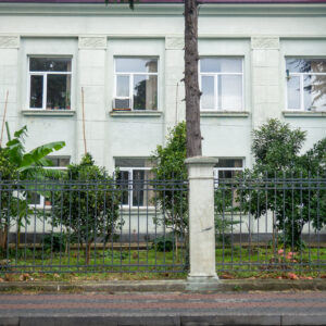 Is a Gated Entry Enough Security for My LA Apartment Building?